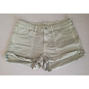 American Eagle Light Green Cuffed Shorts Women's Midi Stretch Size 10
